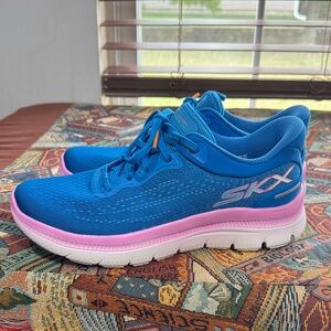 Skechers Blue and Pink Women's Sneakers